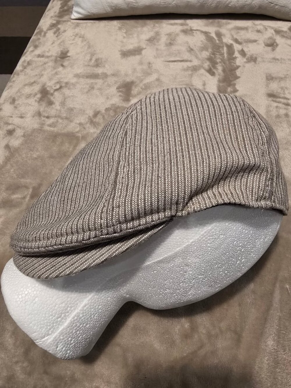 An Original Penguin by Munsingwear Newsboy Cap Flat Hat Brown Herringbone L/XL